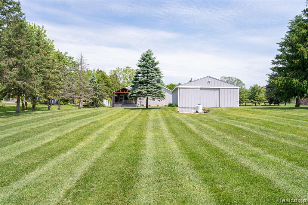 4610 Clyde Road, Howell, MI 48855 — Photo 8