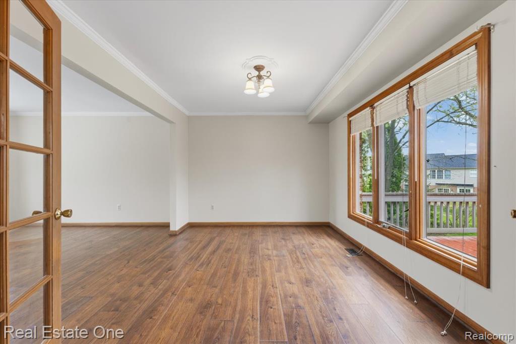 720 Essex Drive, Rochester Hills, MI 48307 — Photo 20