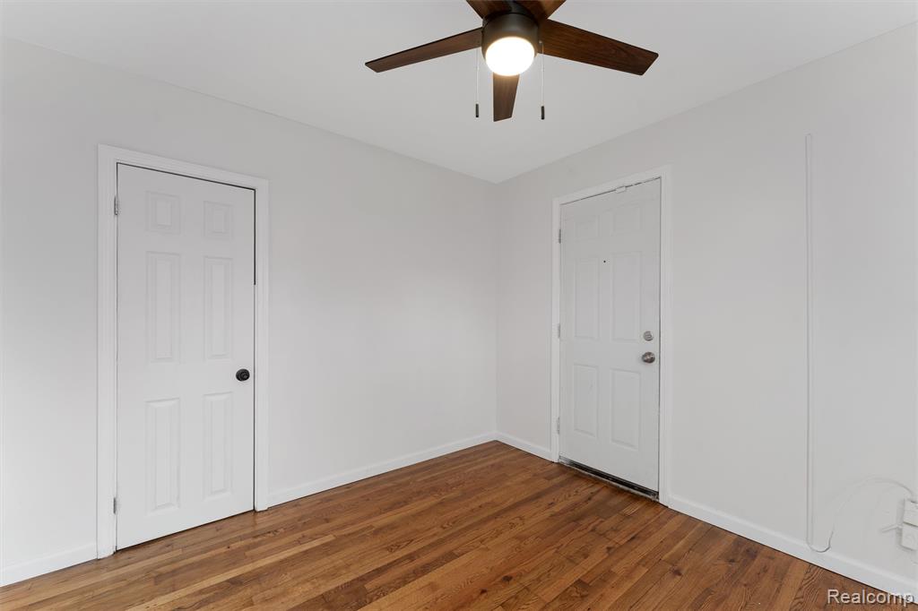 18943 Curtis Street, Detroit, MI 48219 — Photo 15