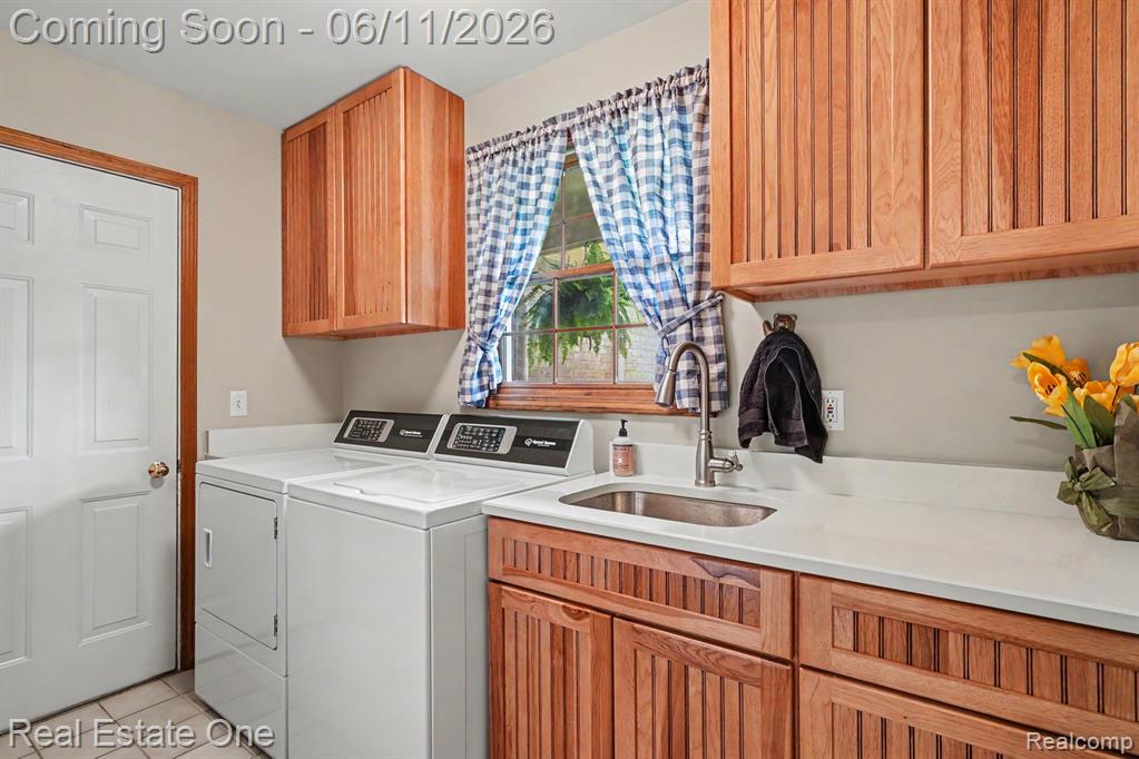 2958 Pine Needle Drive, White Lake, MI 48383 — Photo 30