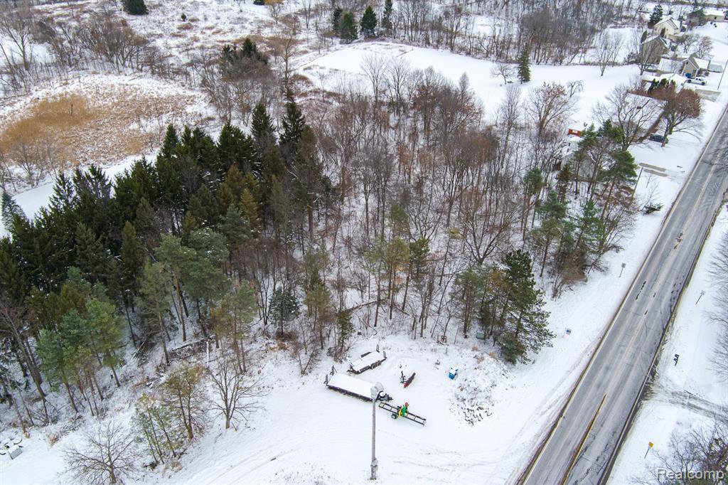 9525 Hegel Road, Goodrich Vlg, MI — Photo 18