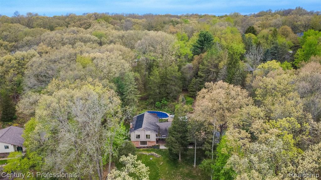 6133 Sundance Trail, Brighton, MI 48116 — Photo 50