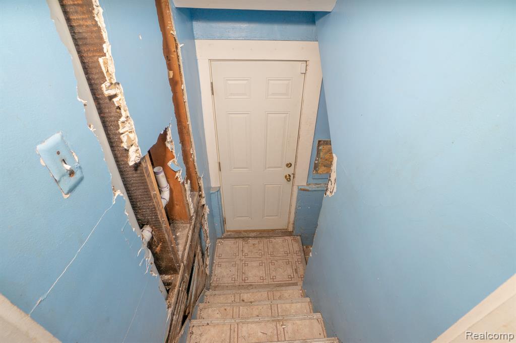 4336 Larchmont Street, Detroit, MI 48204 — Photo 17
