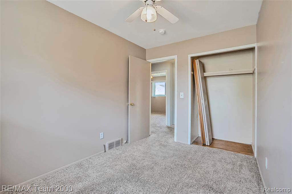33622 Bock Street, Garden City, MI — Photo 14