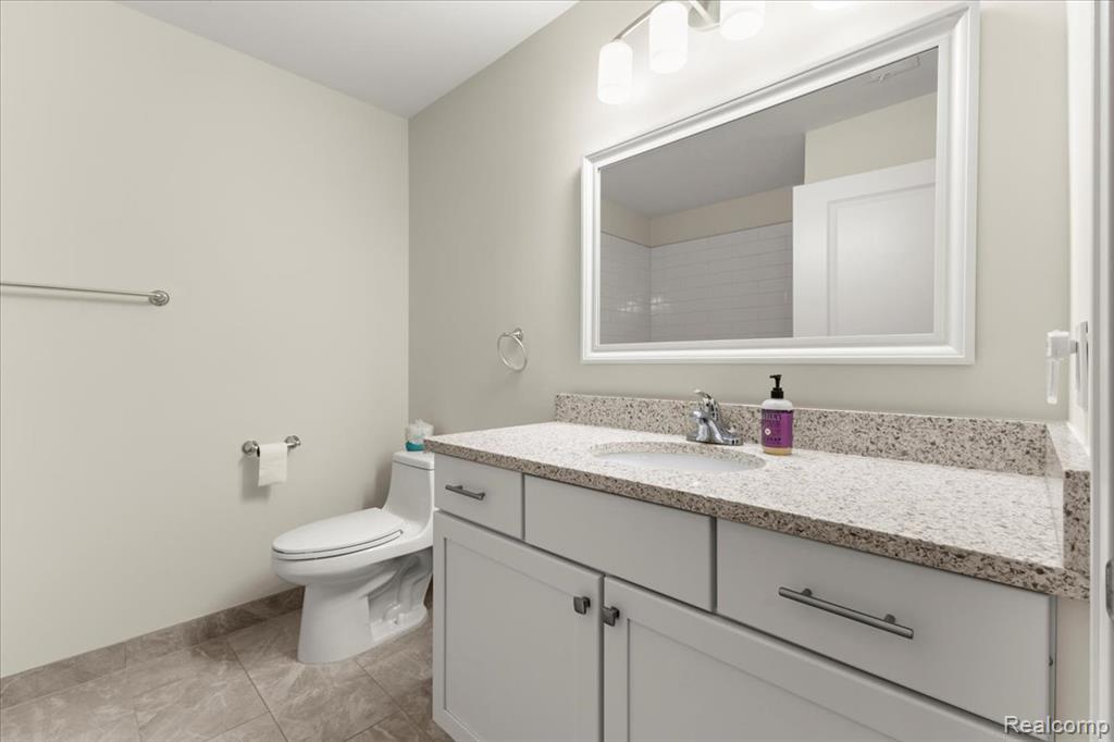 5656 Flagstaff Pines Drive, 406, Shelby Twp, MI 48317 — Photo 20