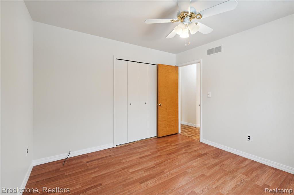 41712 BEDFORD Drive, Canton, MI 48187 — Photo 12
