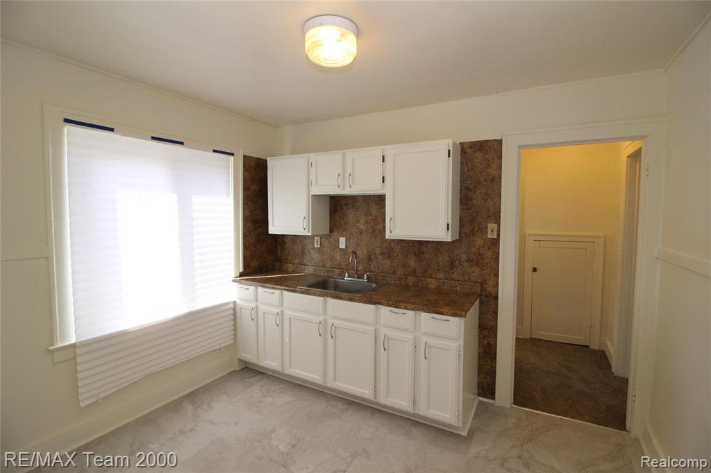 6467 Payne Avenue, Dearborn, MI 48126 — Photo 7