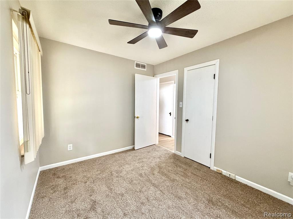 18235 Tracey Street, Detroit, MI 48235 — Photo 18