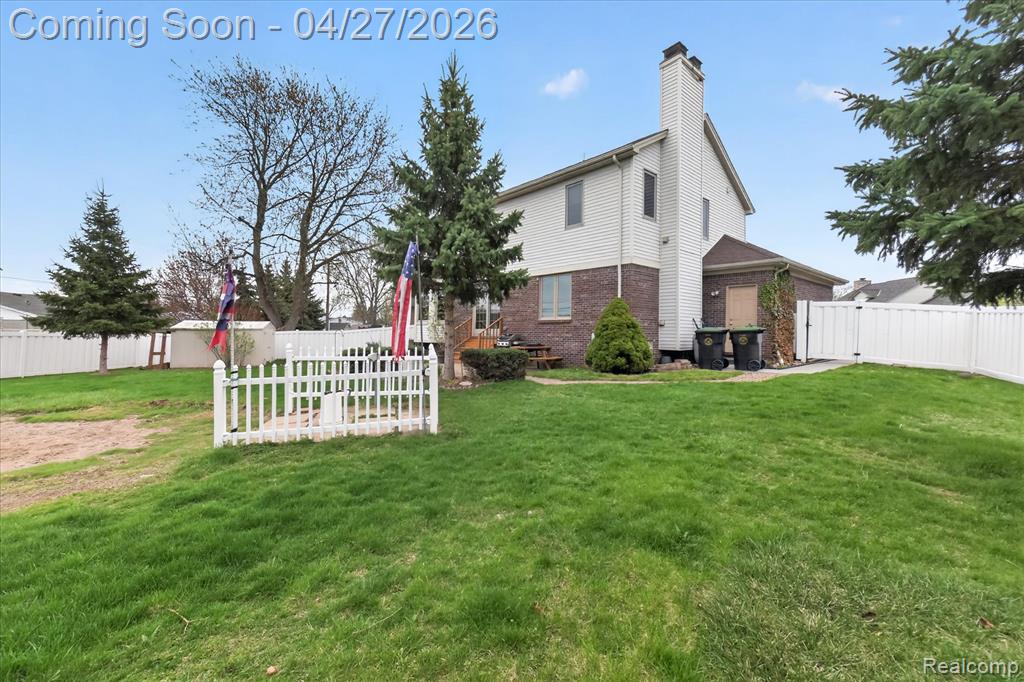 3965 Aspen Court, Trenton, MI 48183 — Photo 48
