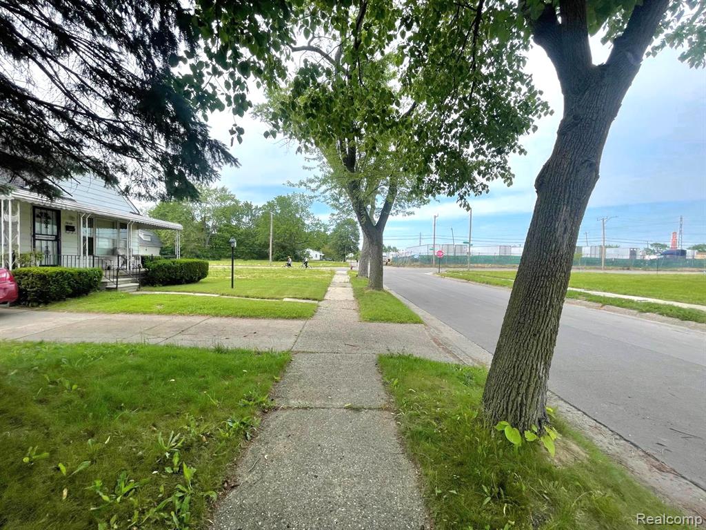 7843 Rutherford Street, Detroit, MI 48228 — Photo 8