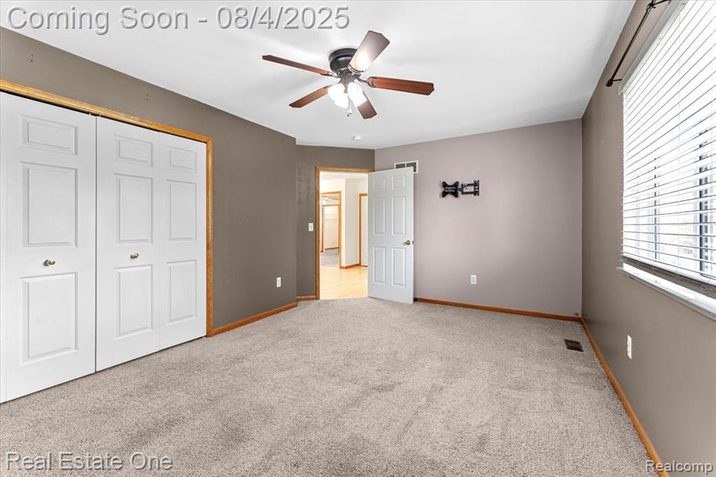 8915 Continental Drive, Taylor, MI 48180 — Photo 24