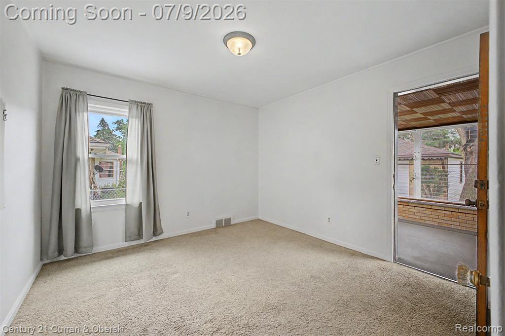 6999 Fenton Street, Dearborn Heights, MI 48127 — Photo 22