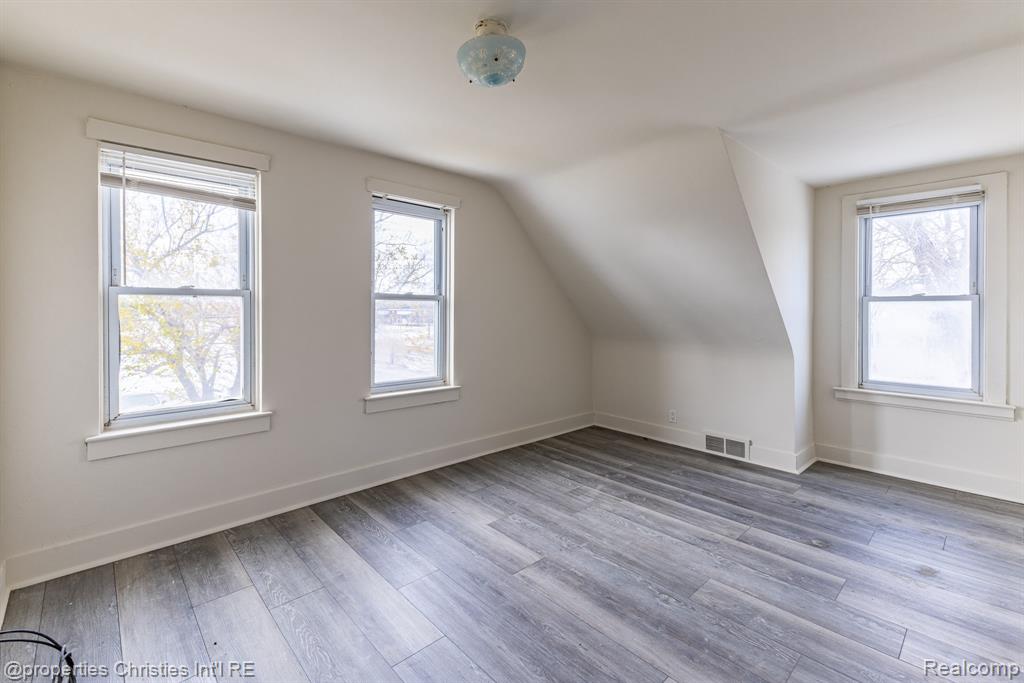 8056 Dawn Drive, Sterling Heights, MI 48314 — Photo 28