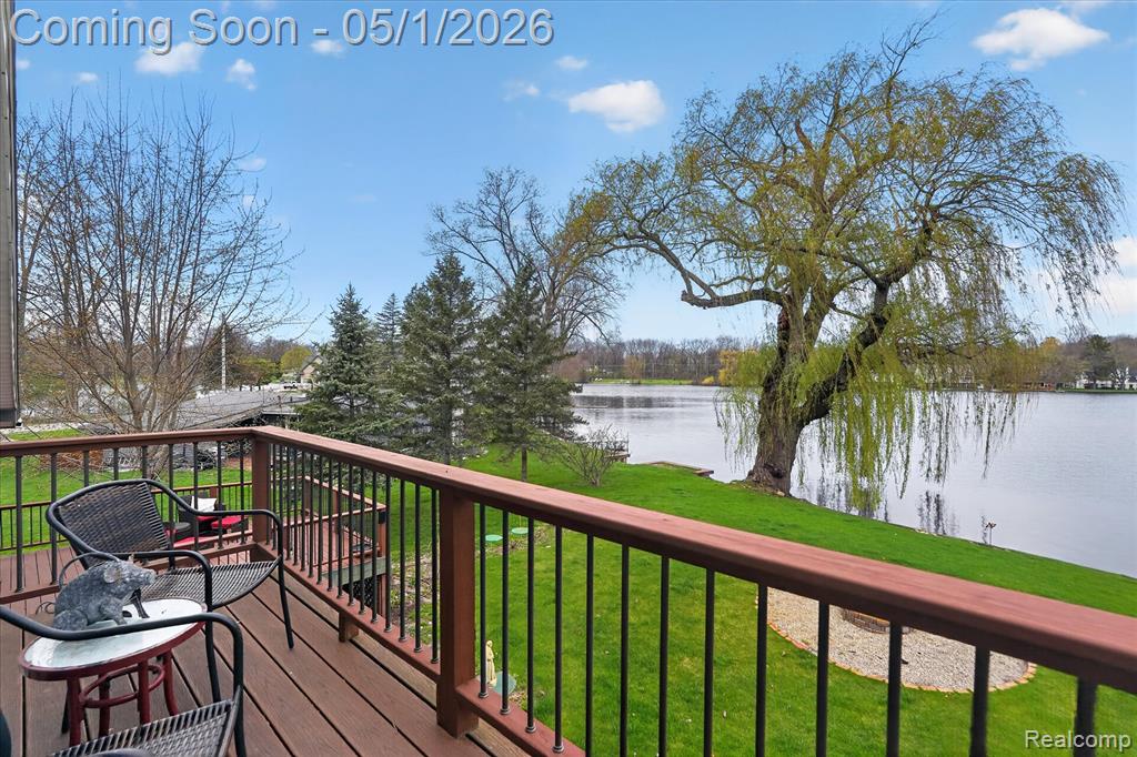 7117 Capri Drive, White Lake, MI 48383 — Photo 30