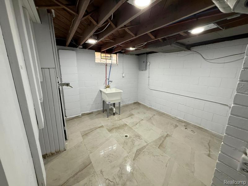 7240 Lamphere, Redford, MI 48239 — Photo 17
