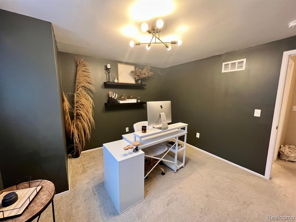 1623 WIMBLEDON Drive, 16, Walled Lake, MI 48390 — Photo 19