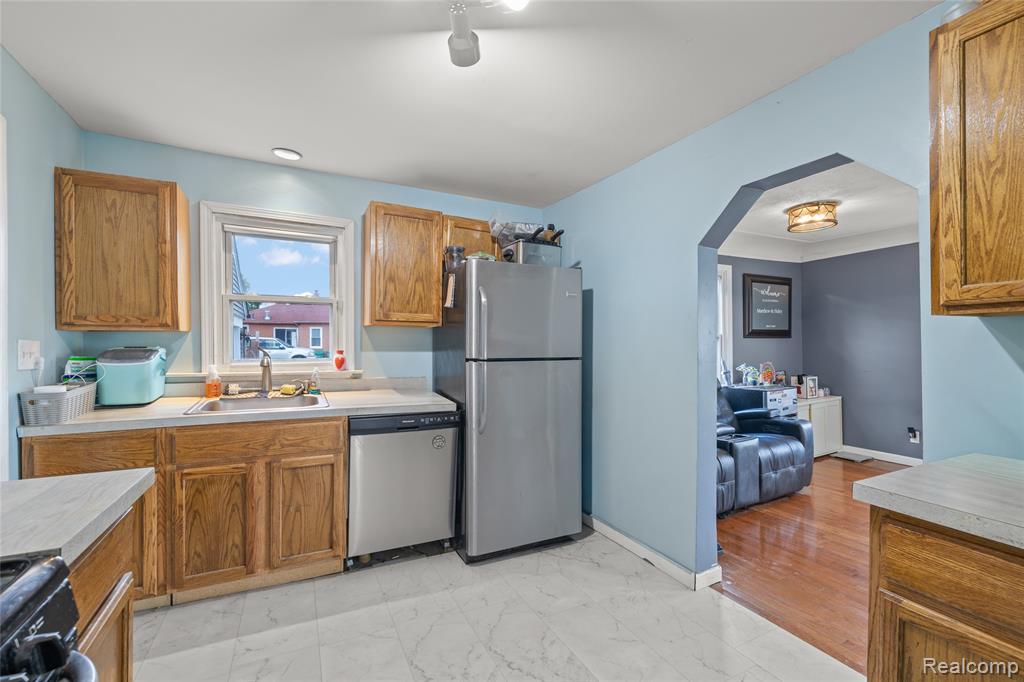 7011 Belton Street, Garden City, MI — Photo 10