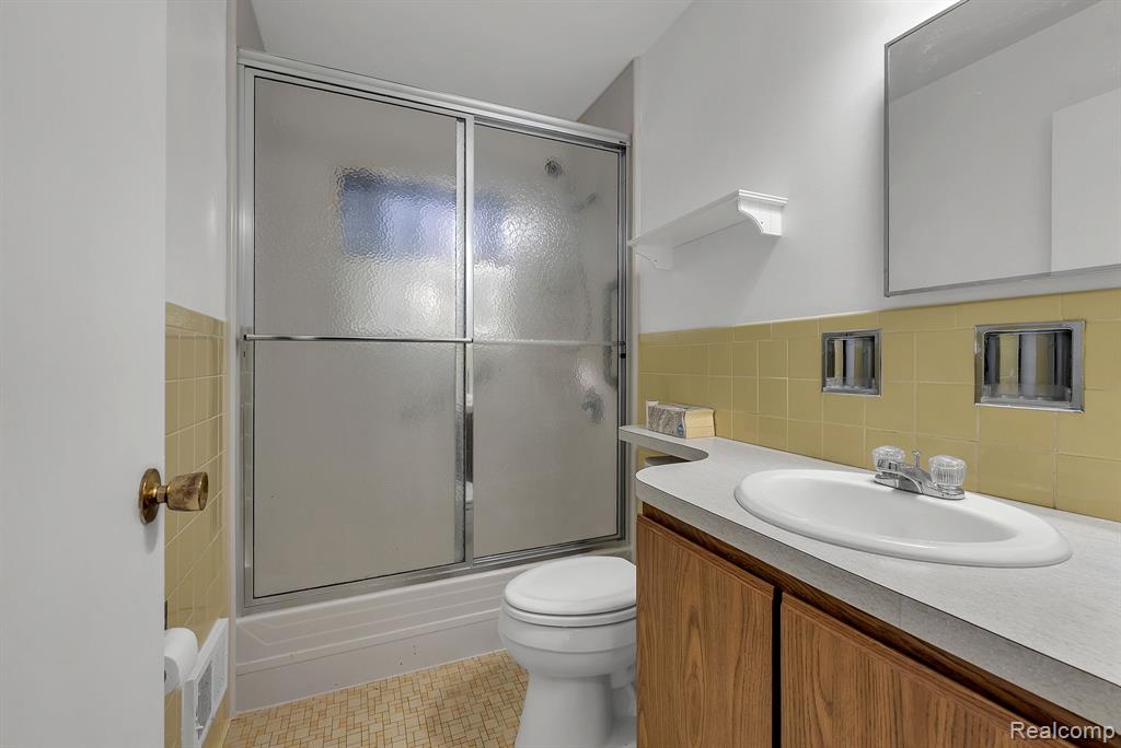 578 Newport Road, Carleton, MI 48117 — Photo 20