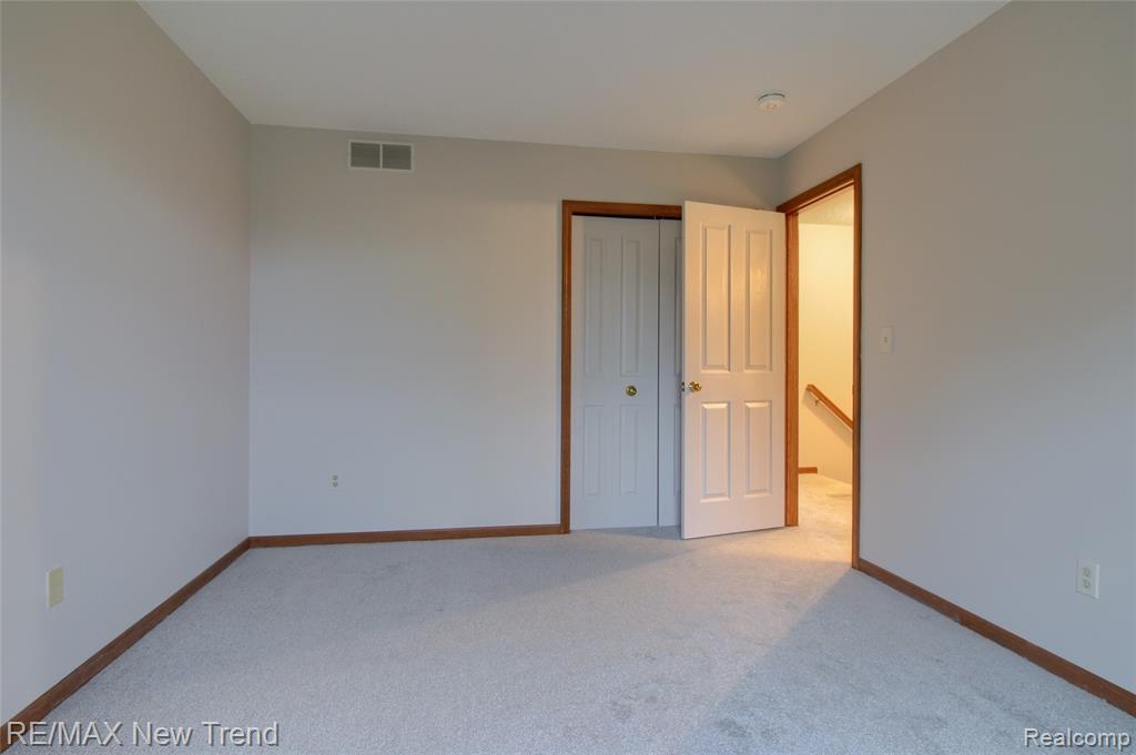 7252 STEEPLECHASE Drive, Saline, MI 48176 — Photo 29