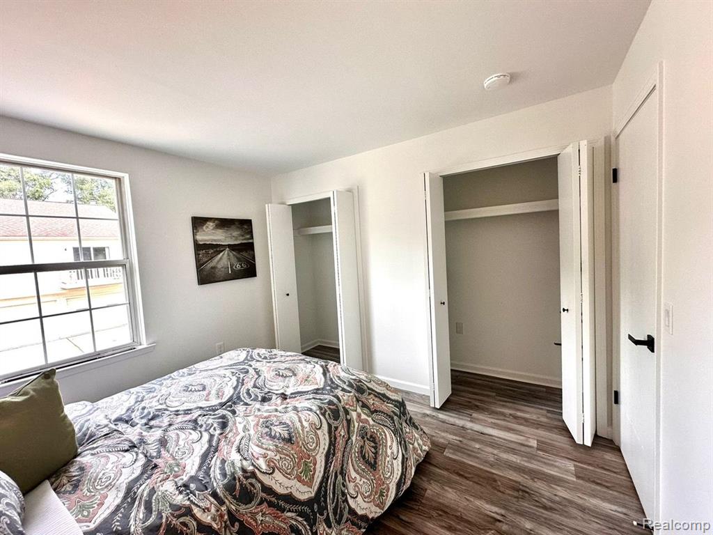 2110 HIDDEN MEADOWS Drive, D, Walled Lake, MI 48390 — Photo 28