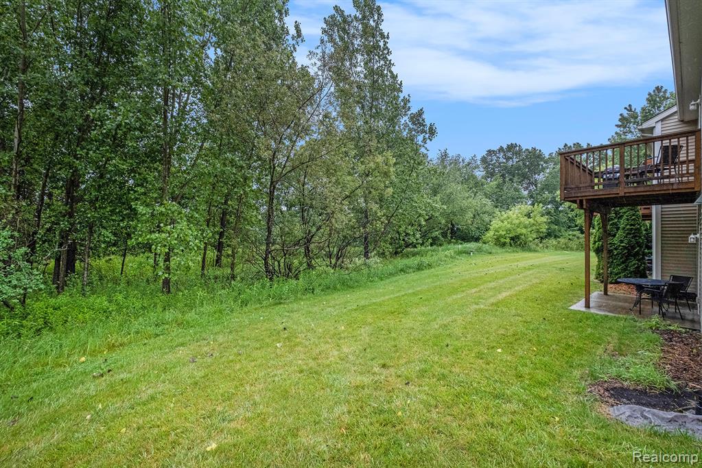 698 Shoreline Drive, Fenton, MI 48430 — Photo 24