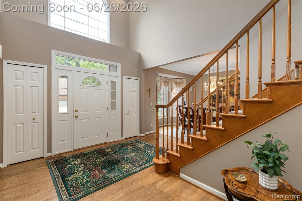 2176 Oakwood Drive, Troy, MI 48085 — Photo 5