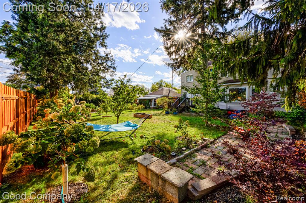 812 E George Avenue, Hazel Park, MI 48030 — Photo 52