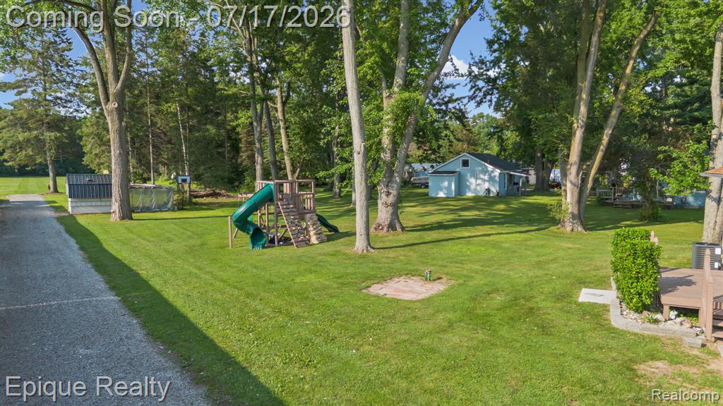 5155 Gratiot Avenue, St. Clair, MI 48079 — Photo 35