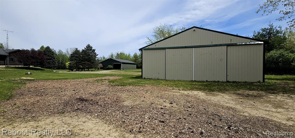 12935 Metcalf Road, Emmett, MI 48022 — Photo 6