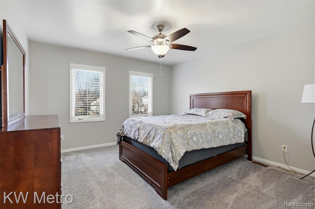 887 Grovecrest, Rochester Hills, MI 48307 — Photo 23