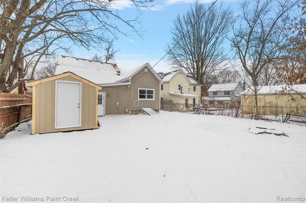 88 E Elmwood, Leonard, MI 48367 — Photo 41