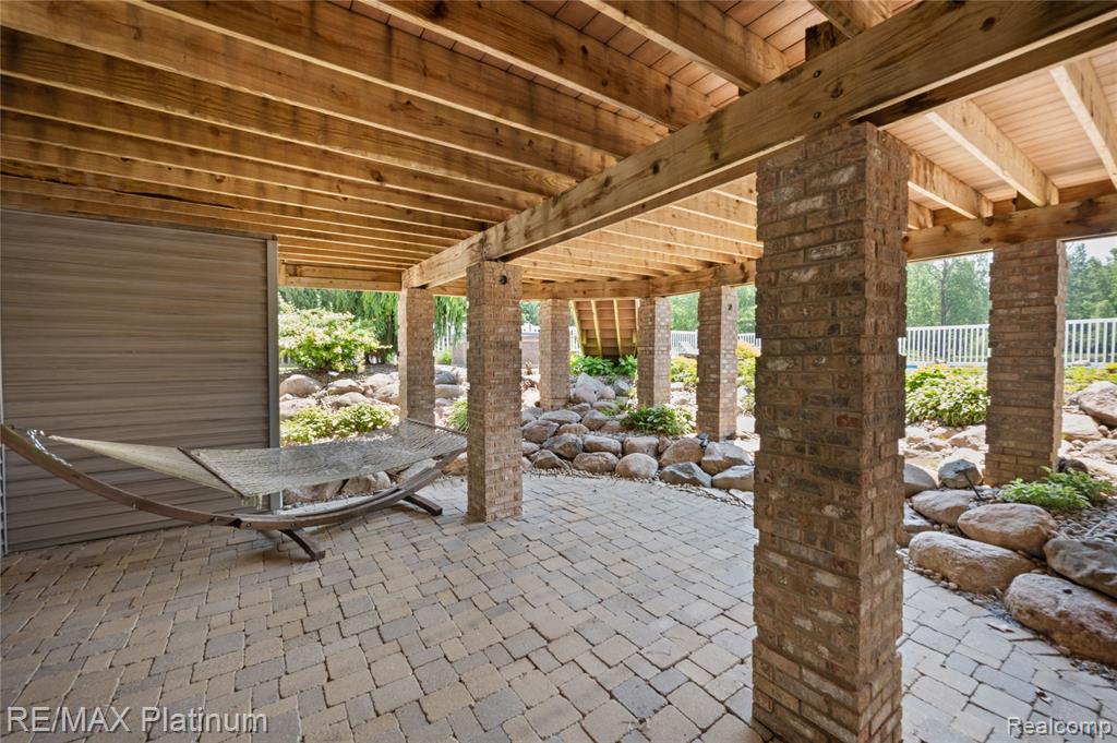 8922 McClements Road, Brighton, MI 48114 — Photo 6