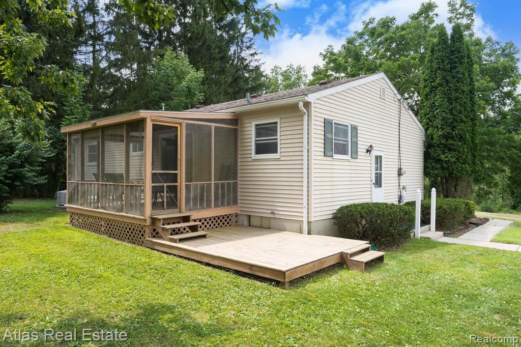 5067 Walker Road, Davison, MI 48423 — Photo 9