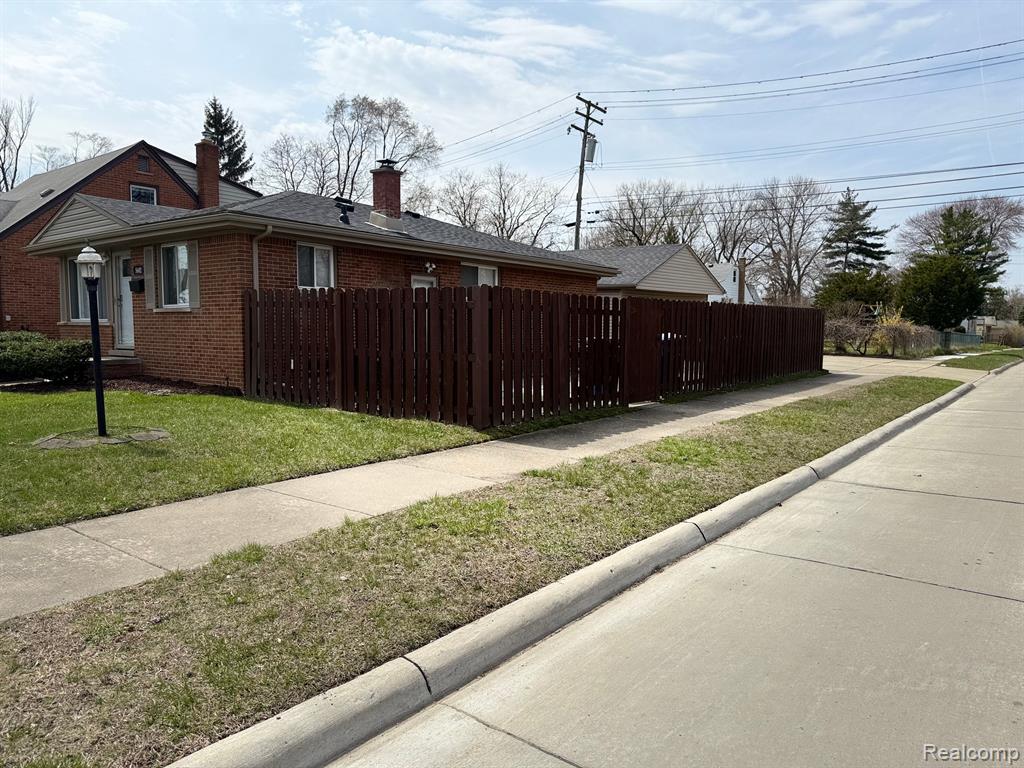 5602 MADISON Street, Dearborn Heights, MI 48125 — Photo 4