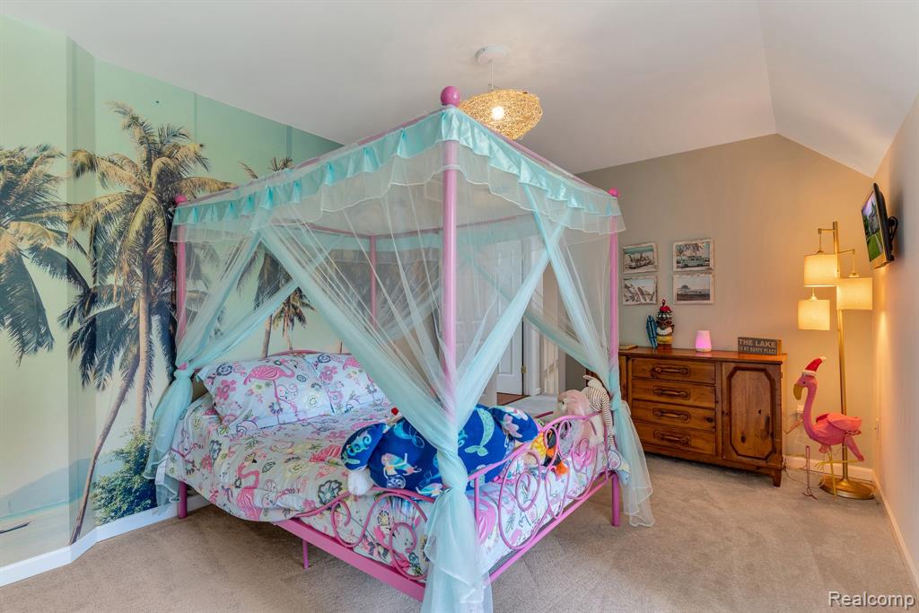 5827 WESTWOOD Drive, Grand Blanc, MI 48439 — Photo 41