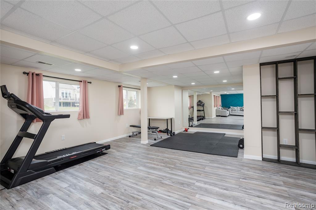 2391 Findley Circle, Lake Orion, MI — Photo 35