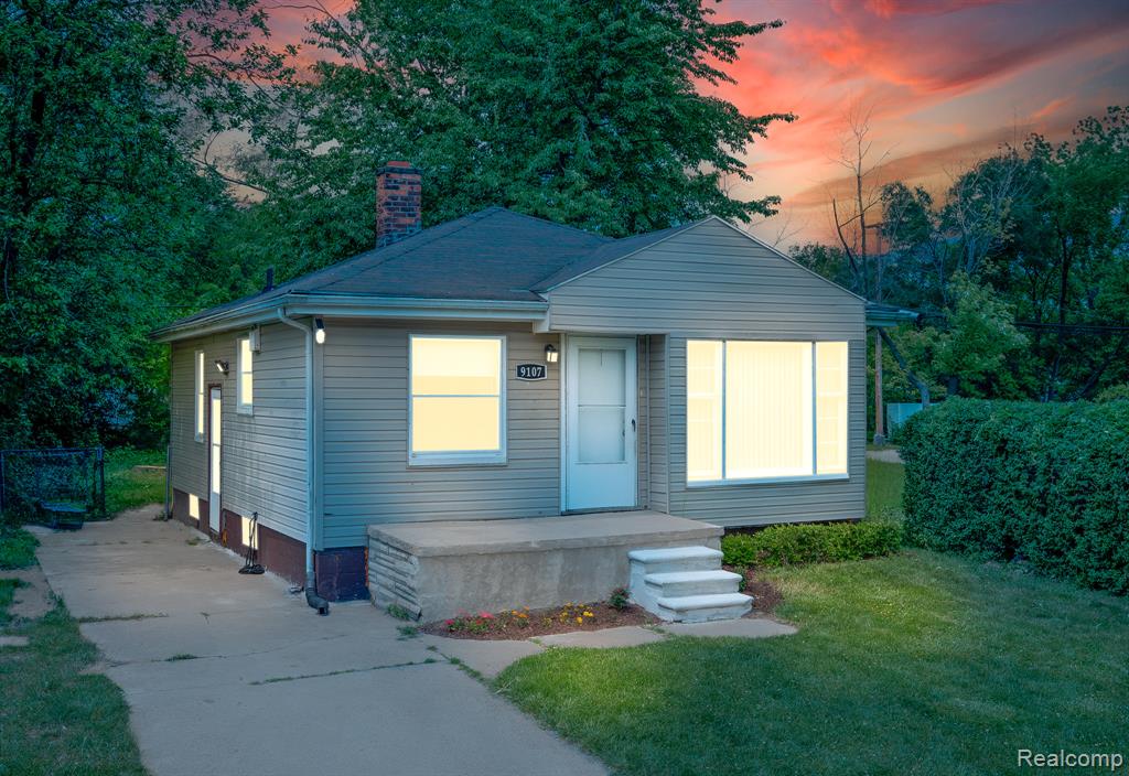 9107 Vaughan Street, Livonia, MI 48228 — Photo 3