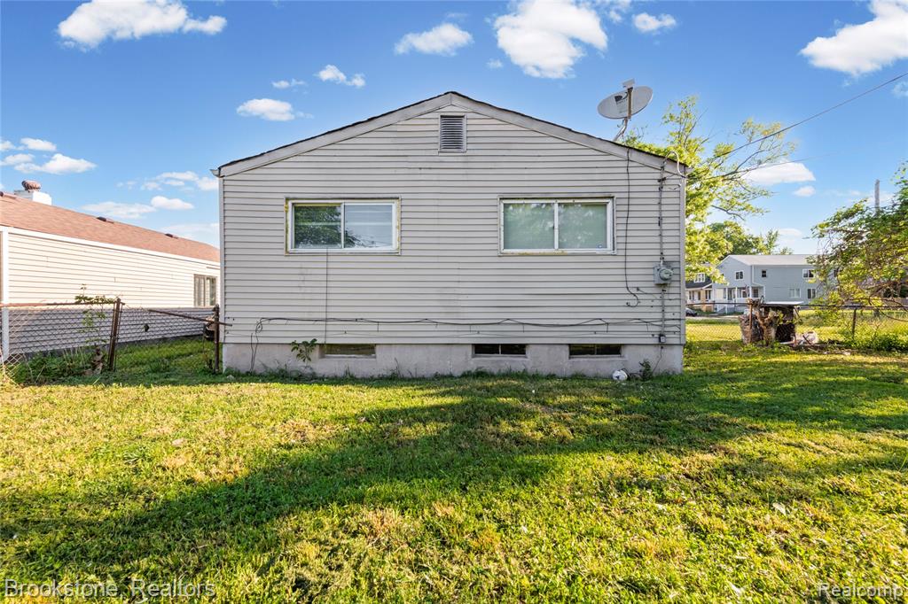 3882 Minnesota Street, Hamtramck, MI 48212 — Photo 22