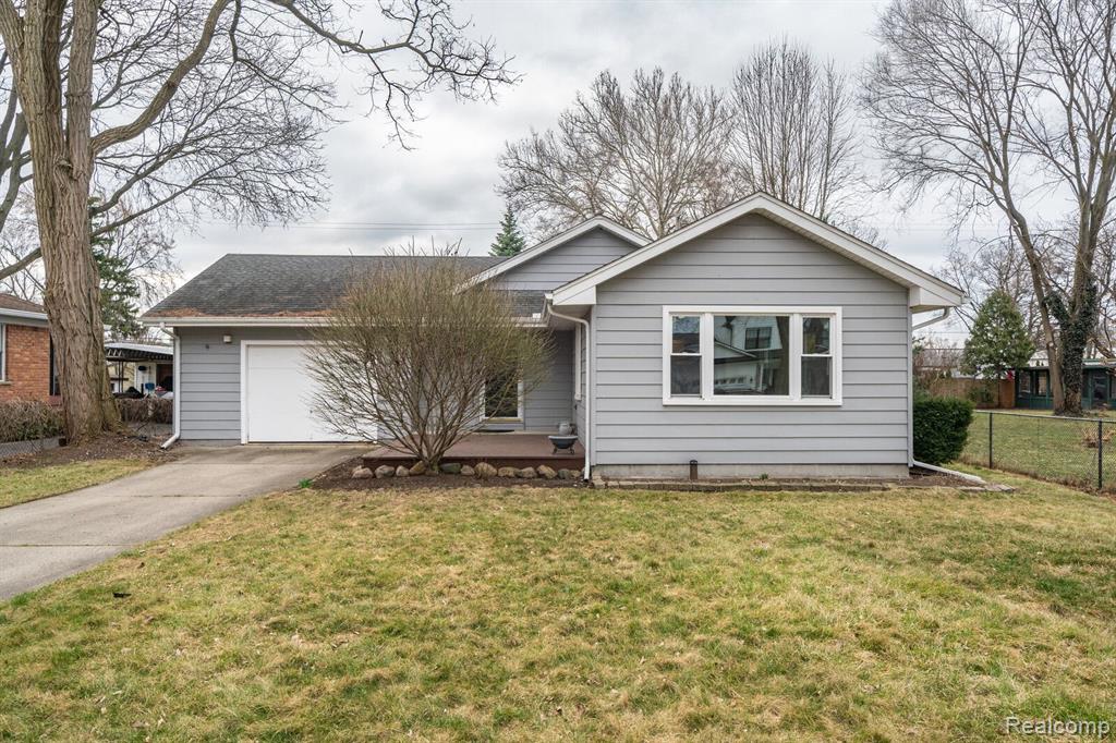 526 MIDLAND Boulevard, Royal Oak, MI 48073