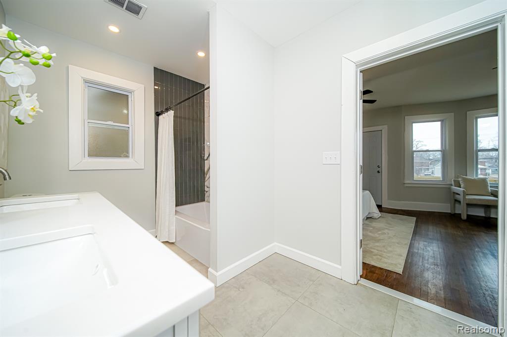 709 Ashland Street, Detroit, MI 48215 — Photo 59