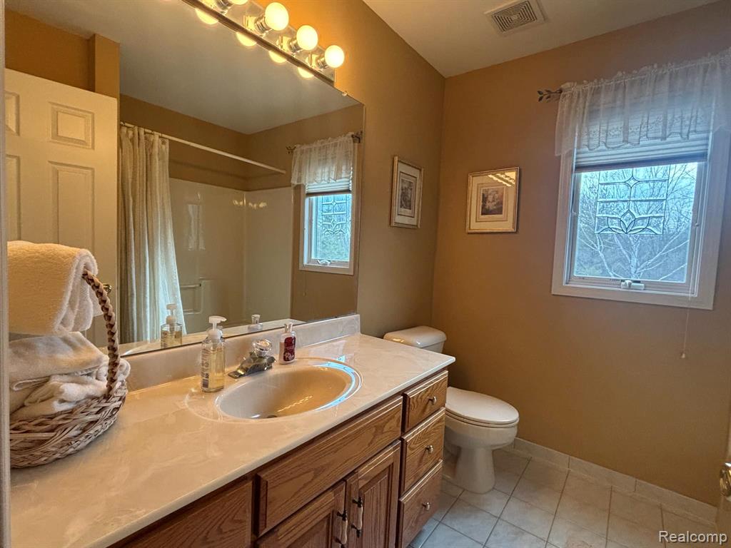 7211 Hewitt Road, MI 48032 — Photo 14