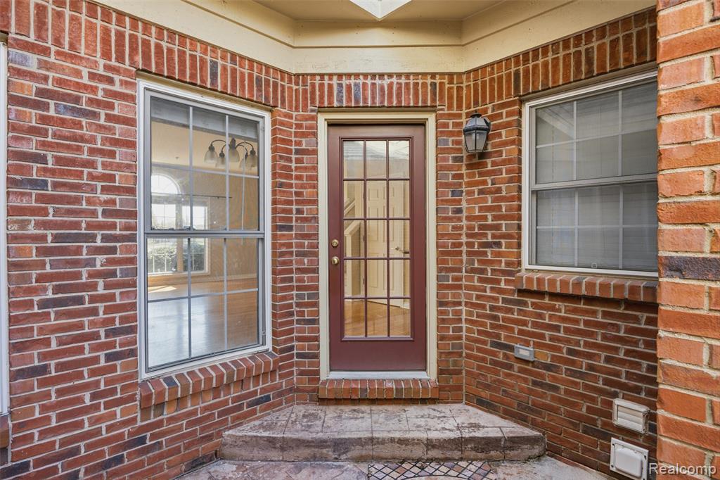 1524 Peninsula Court, Canton, MI 48187 — Photo 7