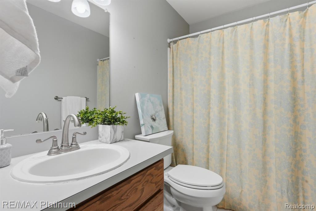 1714 Newgate Lane, Howell, MI 48843 — Photo 24
