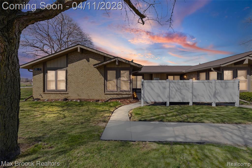 2671 Roundtree Drive Roundtree Drive, 4, Troy, MI 48083 — front exterior