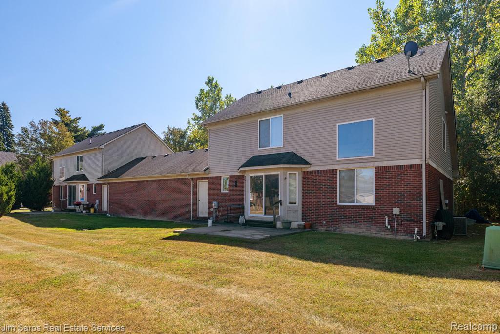 4580 Hampton, Warren, MI 48092 — Photo 14