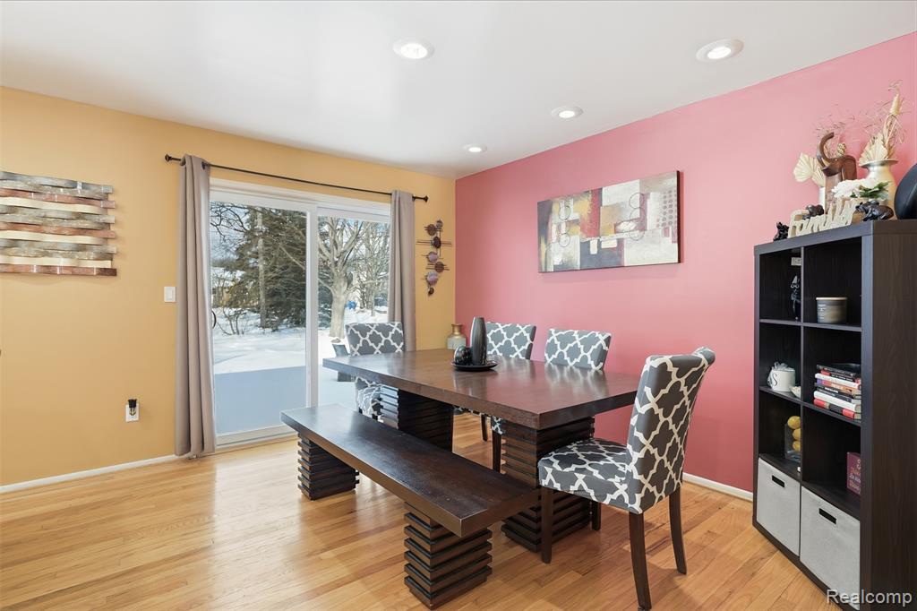 5586 Wild Ridge Lane, West Bloomfield, MI — Photo 9