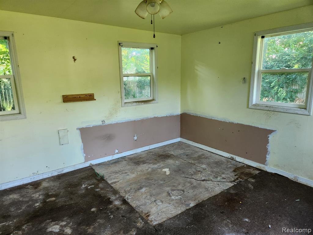 315 MCOMBER Street, Dowagiac, MI 49047 — Photo 18
