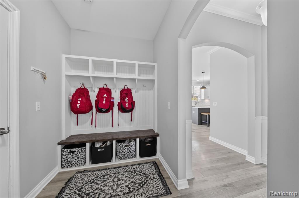 2429 Walnut View Dr, Howell, MI 48855 — Photo 6