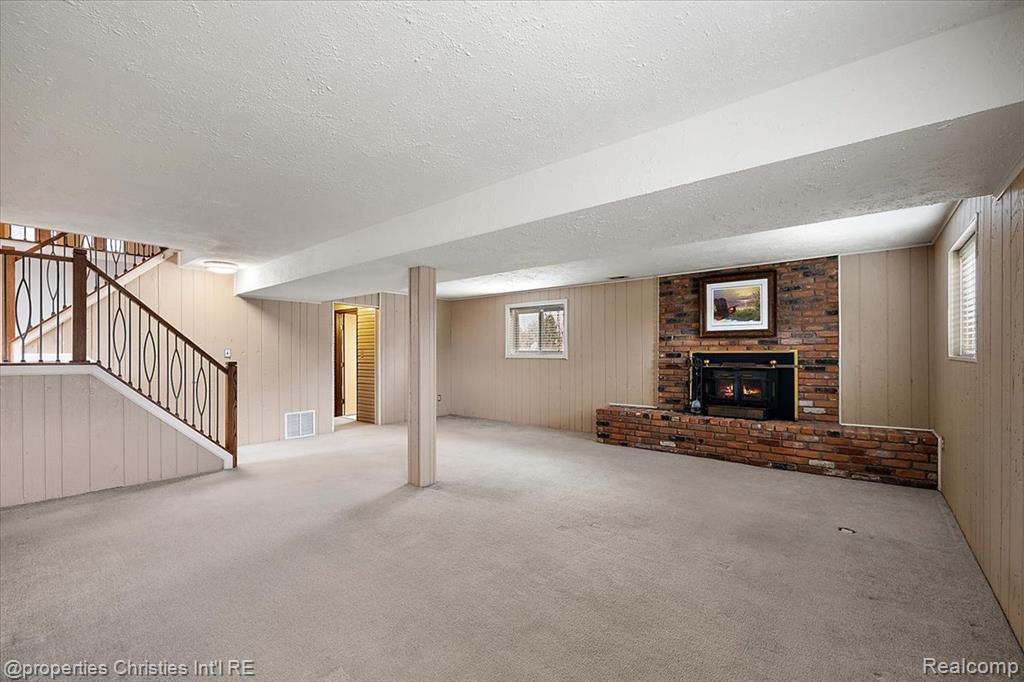 42610 Beechwood Drive, Canton, MI 48188 — Photo 35