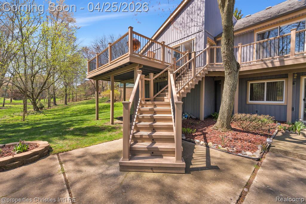 7573 Ashburton Court, West Bloomfield, MI — Photo 10